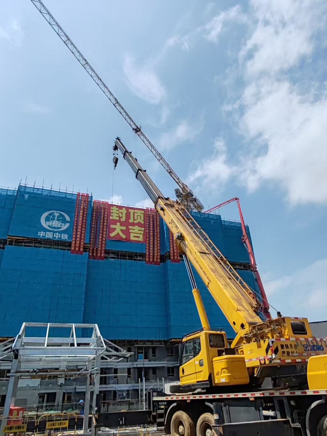 2026-7-24日建发济南云湖之城体验区现场施工配合 2026-7-24日建发济南云湖之城体验区现场施工配合